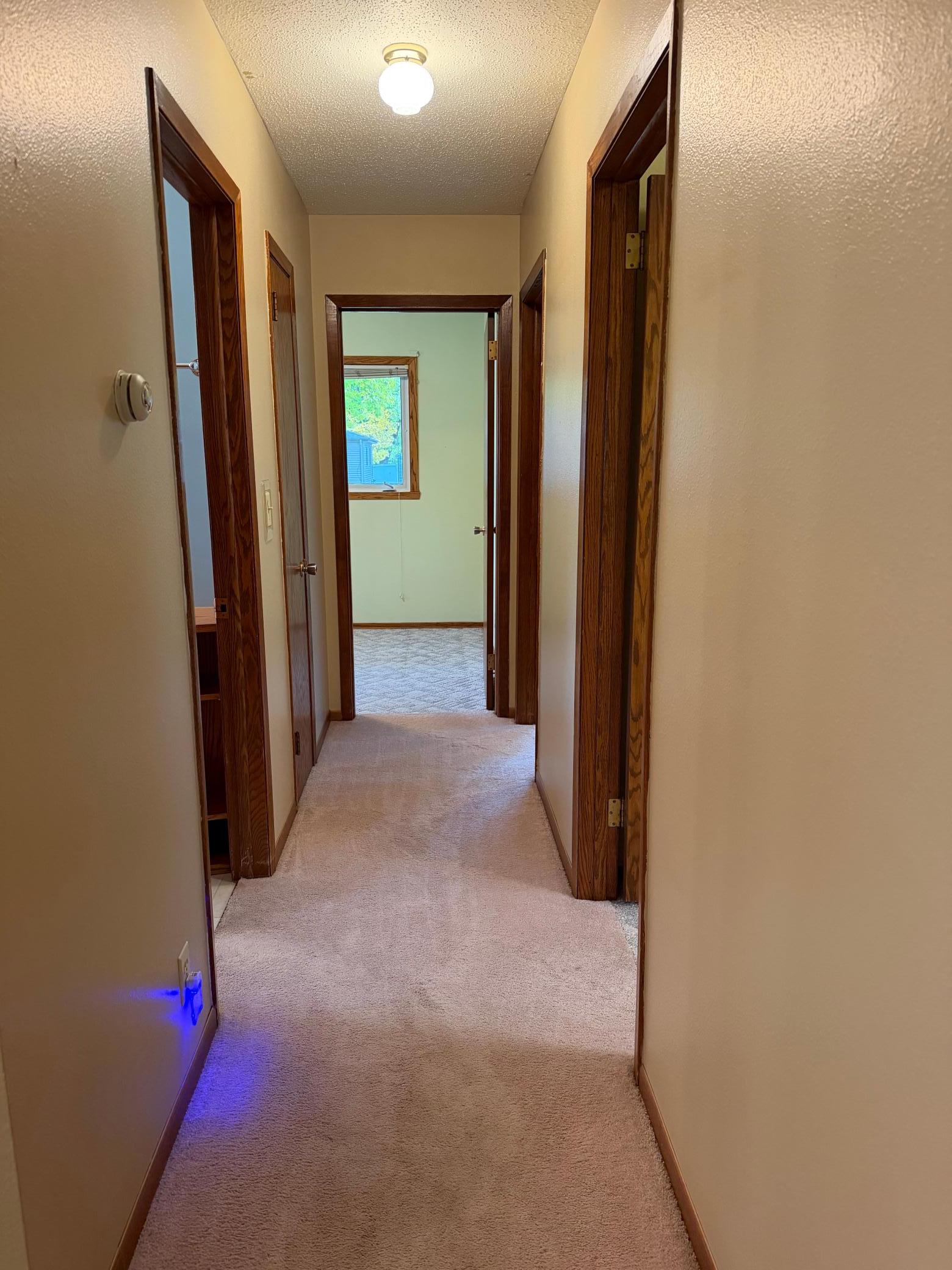 1968 single family home for sale at 904 20th Street N in Moorhead, MN — 3 bed, 2 bath (photo 22 of 61)