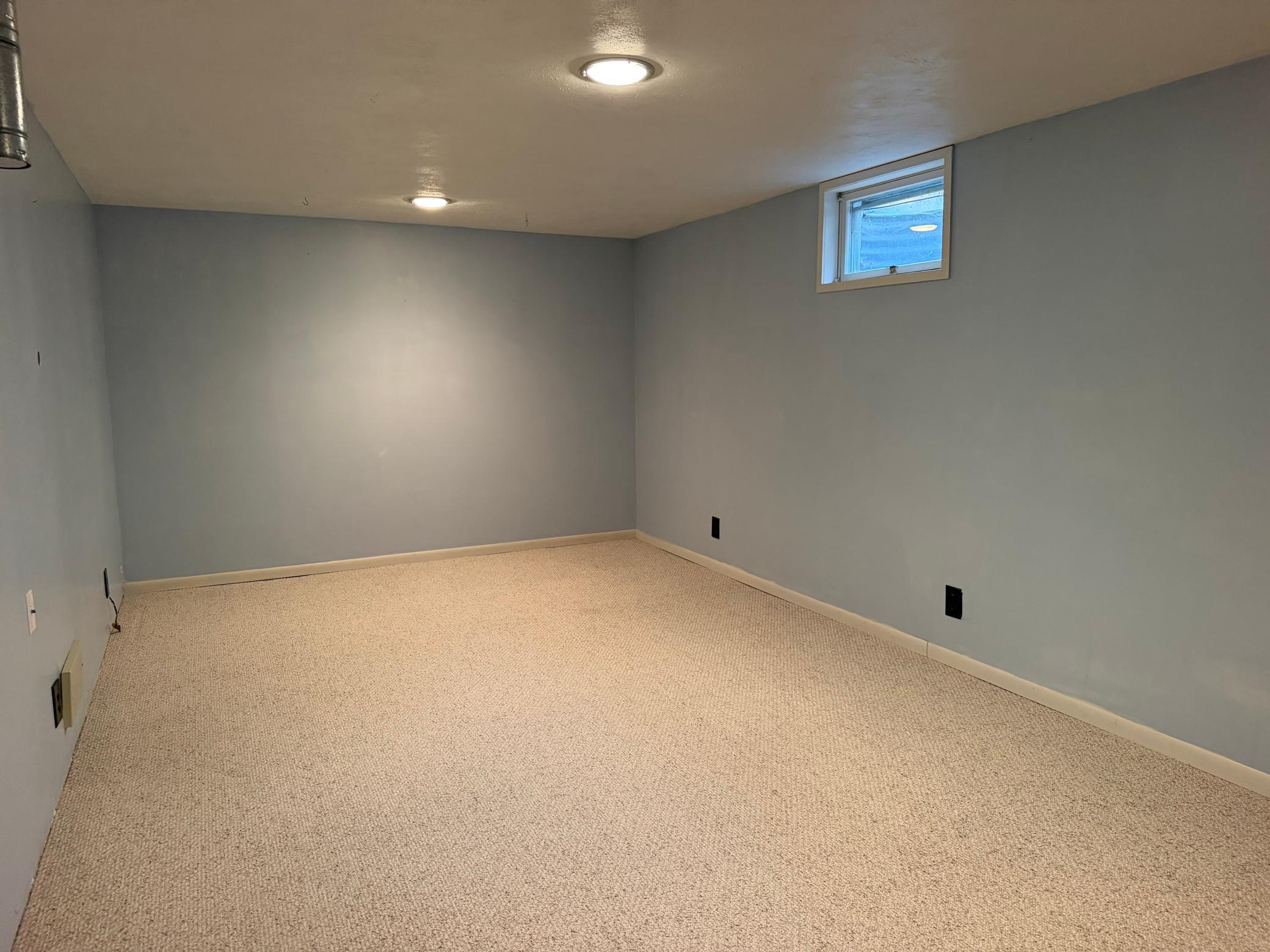 1968 single family home for sale at 904 20th Street N in Moorhead, MN — 3 bed, 2 bath (photo 25 of 61)