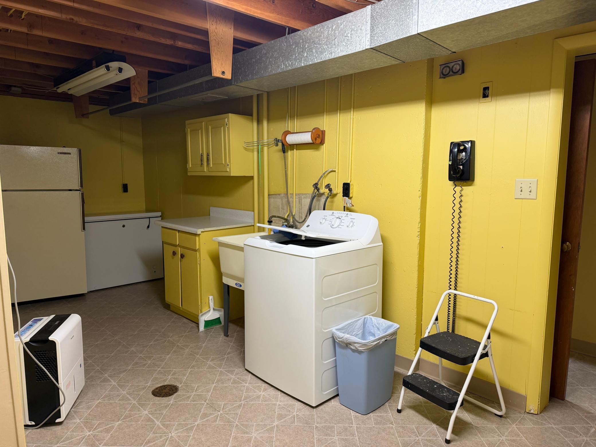 1968 single family home for sale at 904 20th Street N in Moorhead, MN — 3 bed, 2 bath (photo 36 of 61)