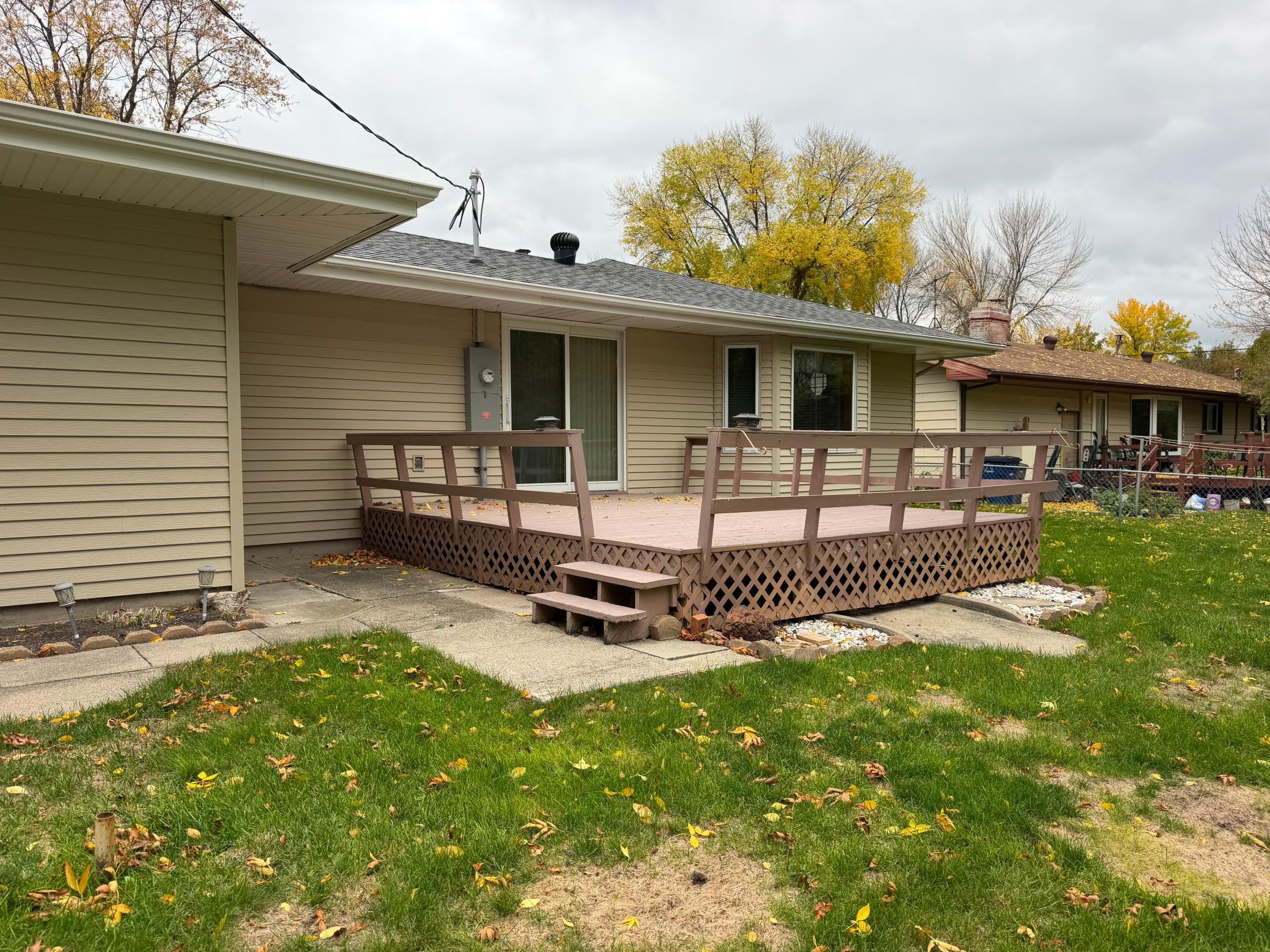1968 single family home for sale at 904 20th Street N in Moorhead, MN — 3 bed, 2 bath (photo 48 of 61)