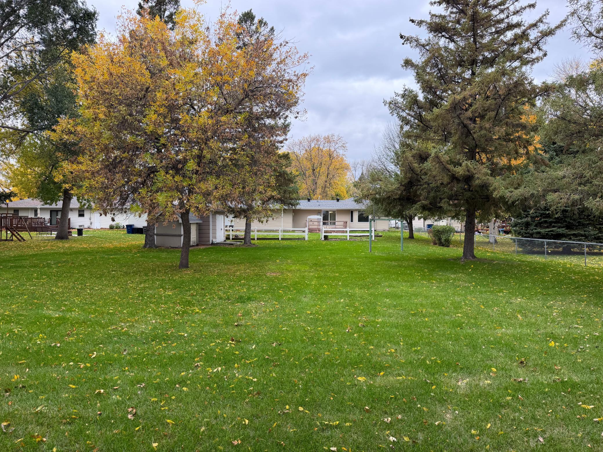 1968 single family home for sale at 904 20th Street N in Moorhead, MN — 3 bed, 2 bath (photo 56 of 61)