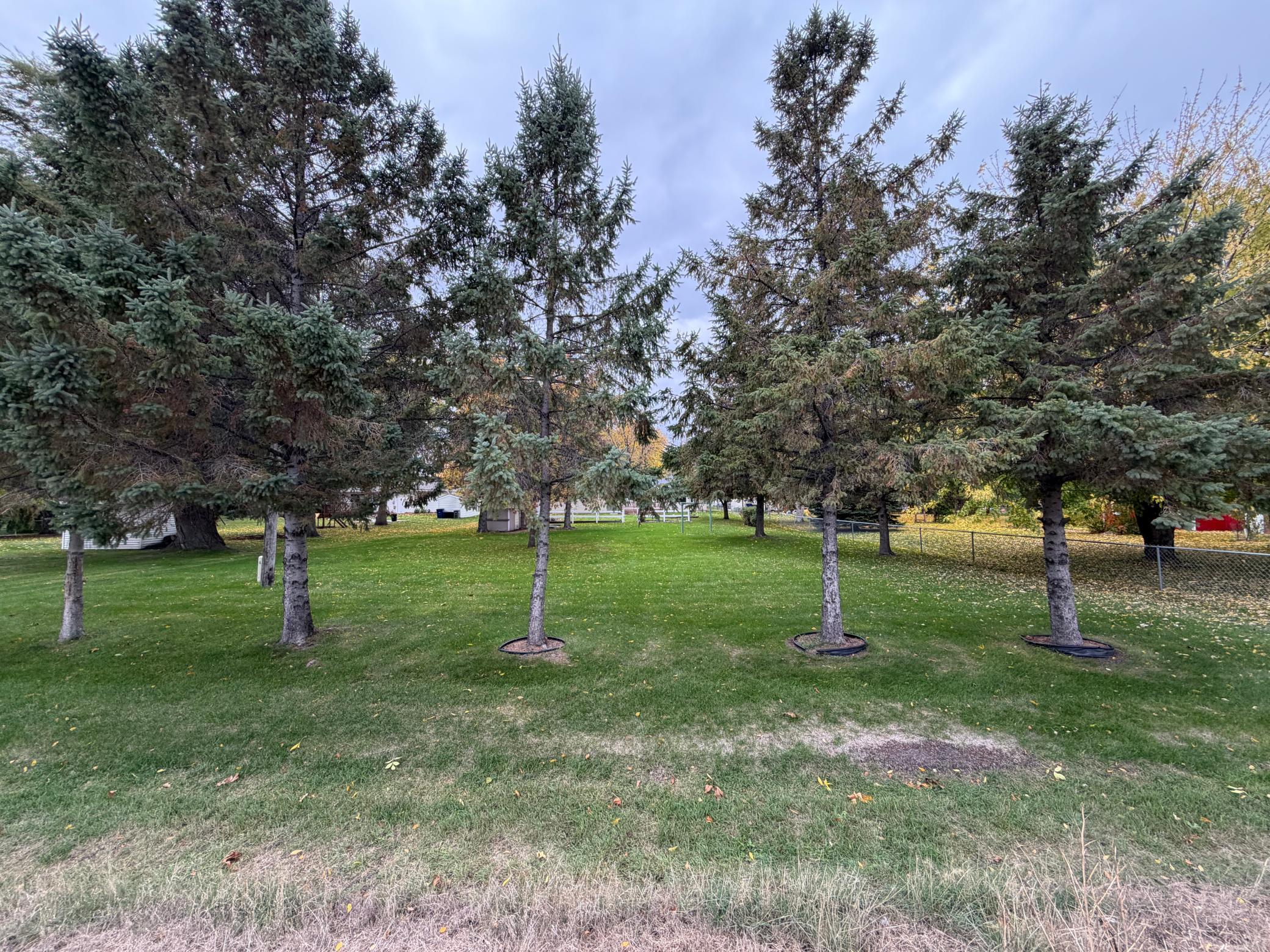 1968 single family home for sale at 904 20th Street N in Moorhead, MN — 3 bed, 2 bath (photo 60 of 61)
