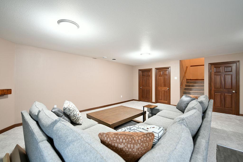 2017 single family home for sale at 1220 Legion Lane W in West Fargo, ND — 4 bed, 3 bath (photo 26 of 42)