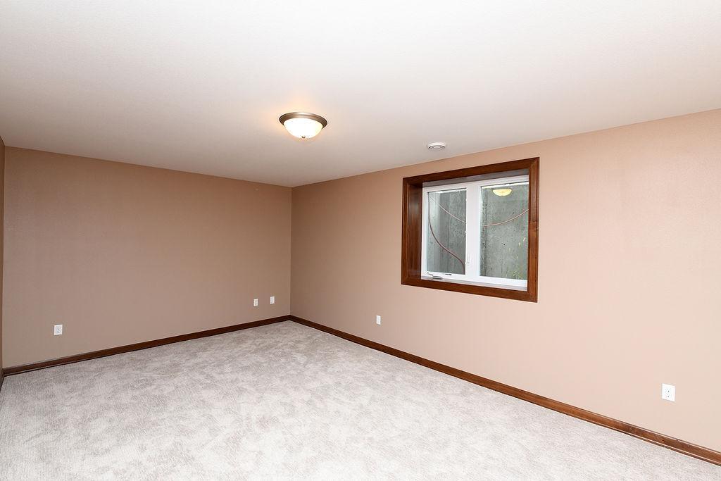 2017 single family home for sale at 1220 Legion Lane W in West Fargo, ND — 4 bed, 3 bath (photo 37 of 42)