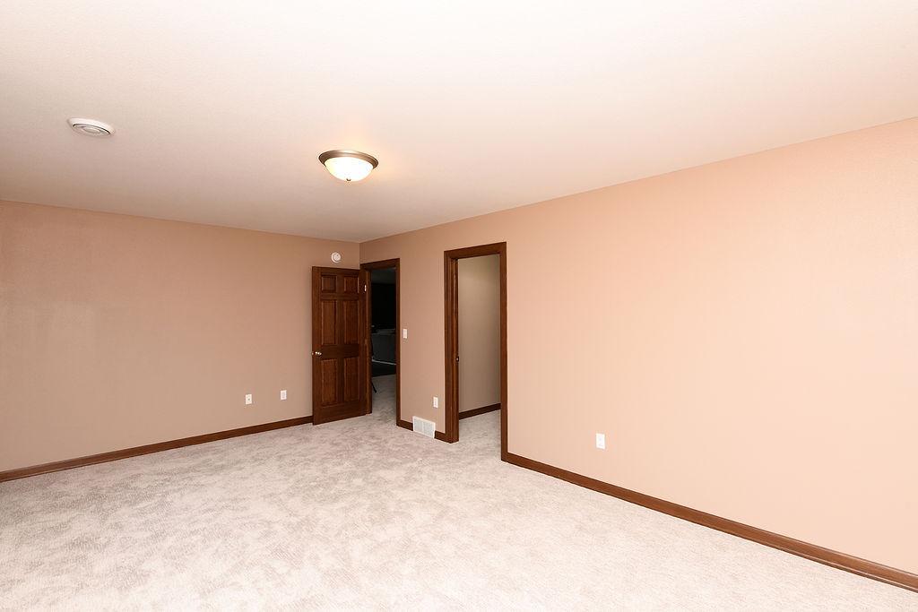 2017 single family home for sale at 1220 Legion Lane W in West Fargo, ND — 4 bed, 3 bath (photo 38 of 42)