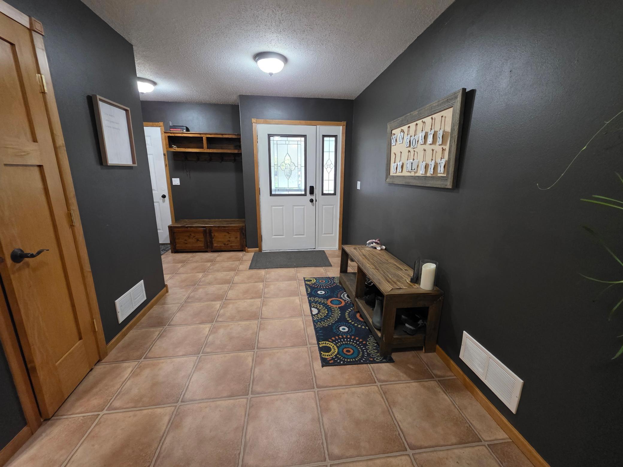 2003 single family home for sale at 19772 160th Street N in Borup, MN — 4 bed, 2 bath (photo 4 of 48)