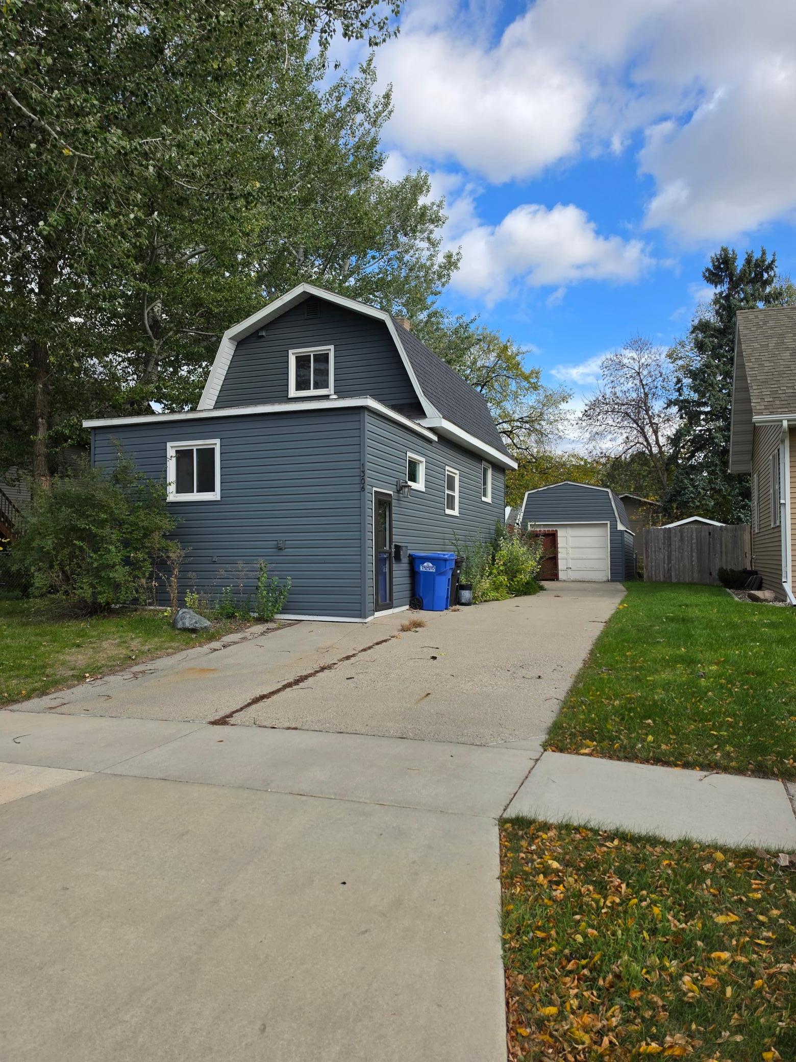 1920 single family home for sale at 1306 18th Street S in Fargo, ND — 3 bed, 3 bath