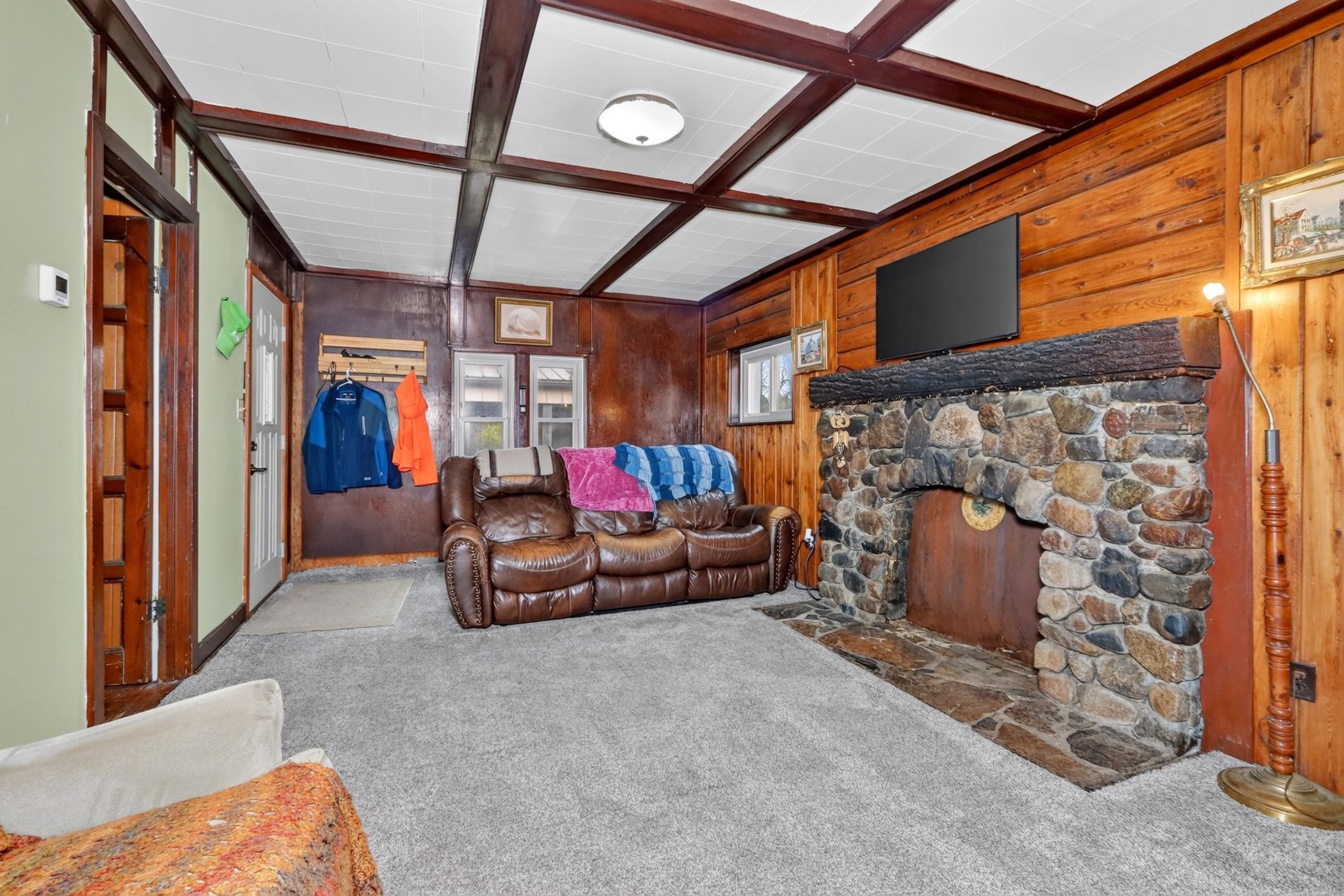 1933 single family home for sale at 307 Ottum Avenue in Bigfork, MN — 3 bed, 2 bath (photo 14 of 56)