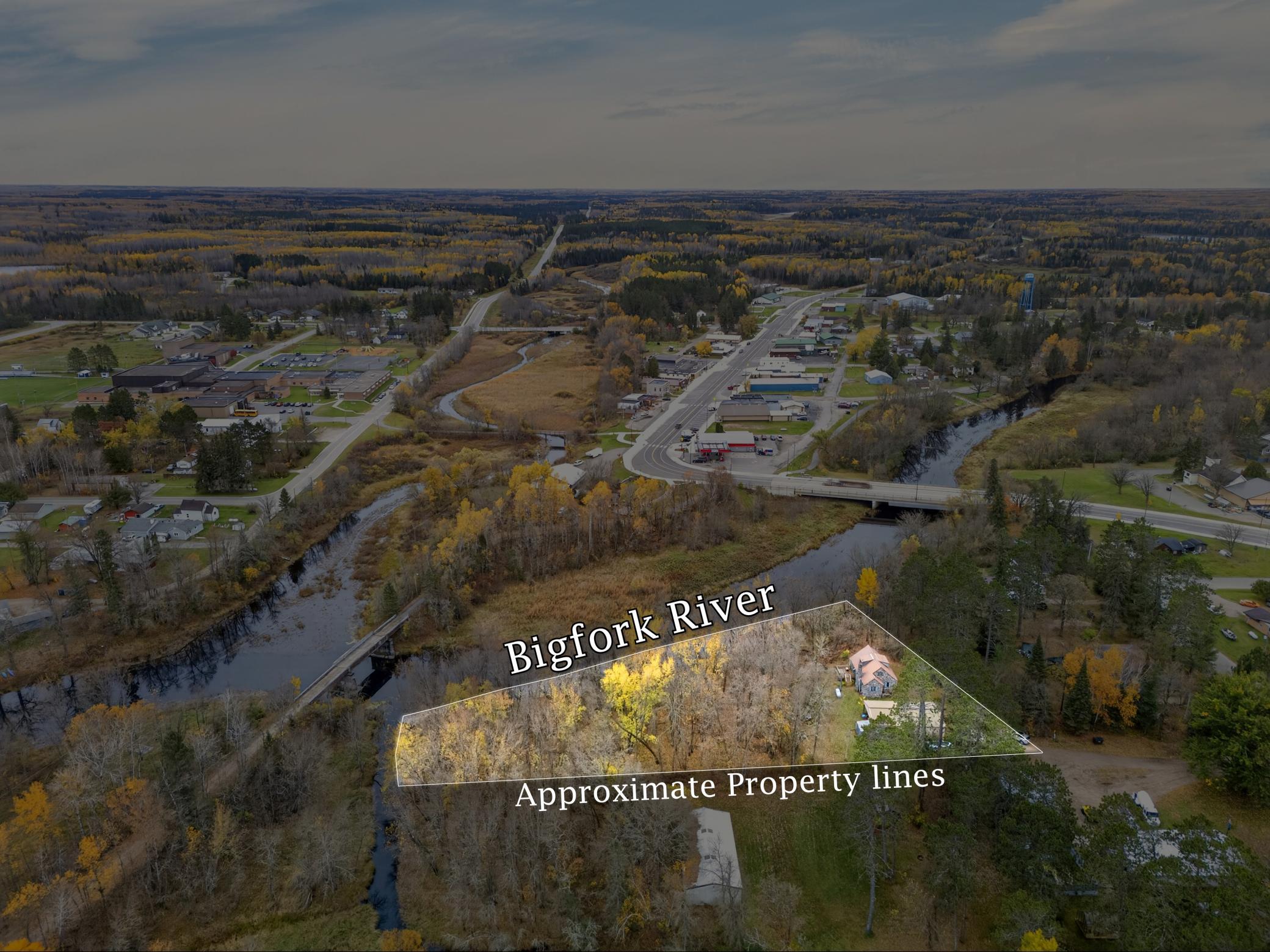 1933 single family home for sale at 307 Ottum Avenue in Bigfork, MN — 3 bed, 2 bath (photo 3 of 56)
