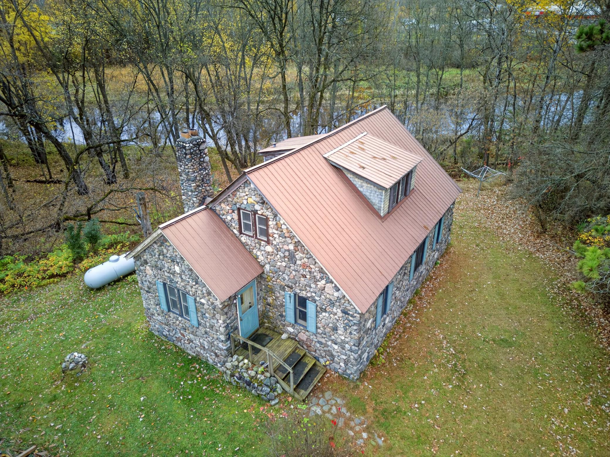1933 single family home for sale at 307 Ottum Avenue in Bigfork, MN — 3 bed, 2 bath (photo 42 of 56)