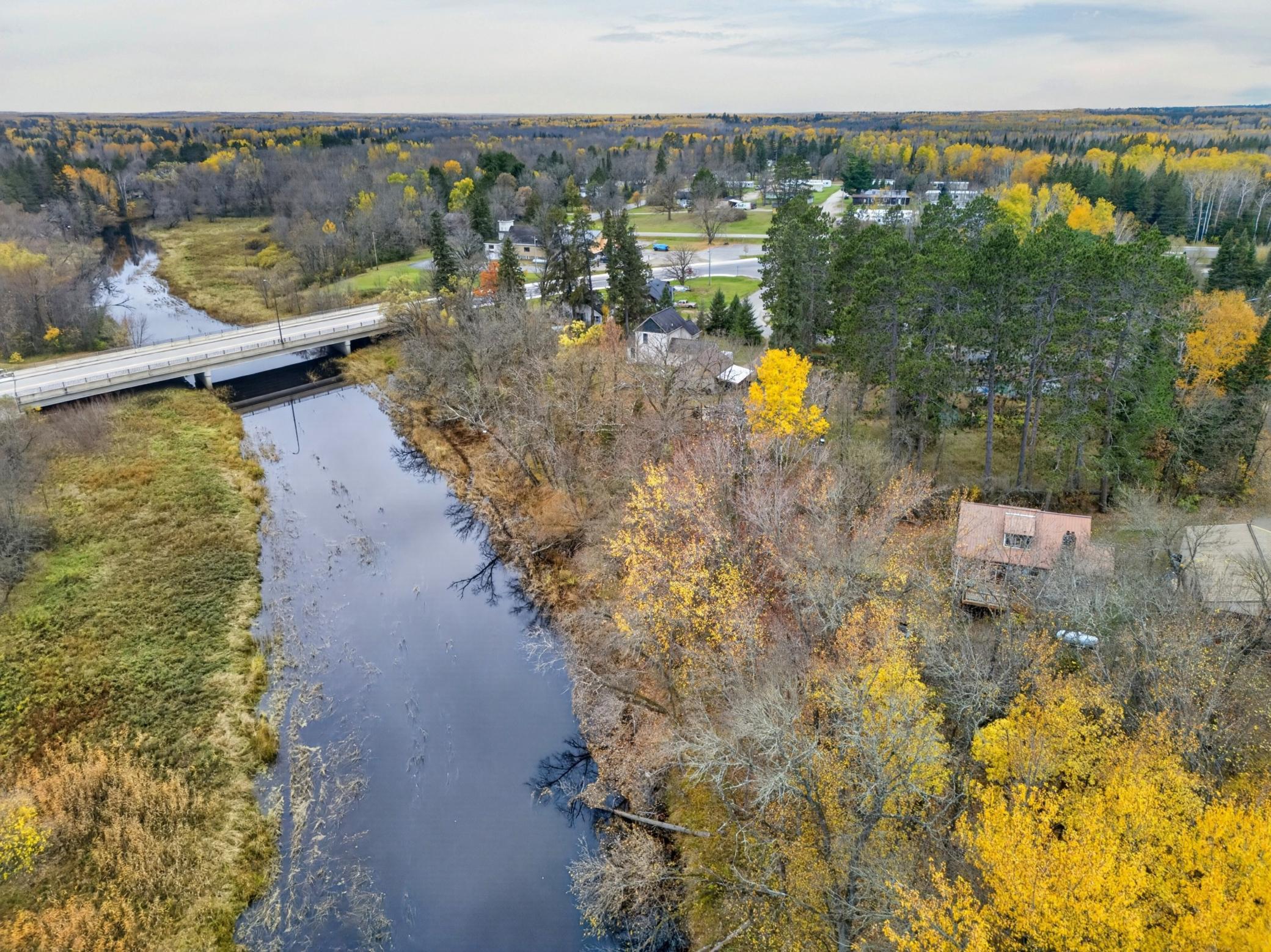 1933 single family home for sale at 307 Ottum Avenue in Bigfork, MN — 3 bed, 2 bath (photo 48 of 56)