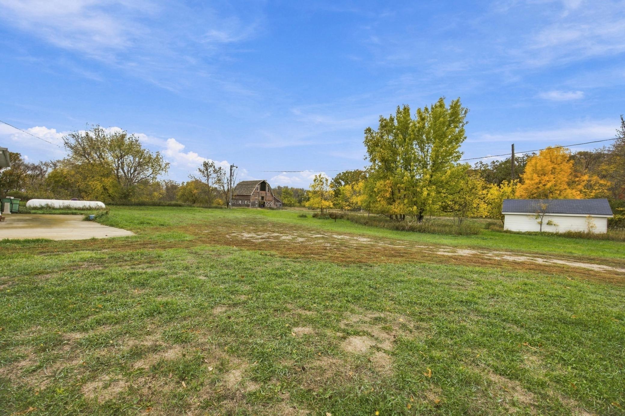 1910 single family home for sale at 2650 173rd Avenue SE in Argusville, ND — 5 bed, 3 bath (photo 7 of 22)