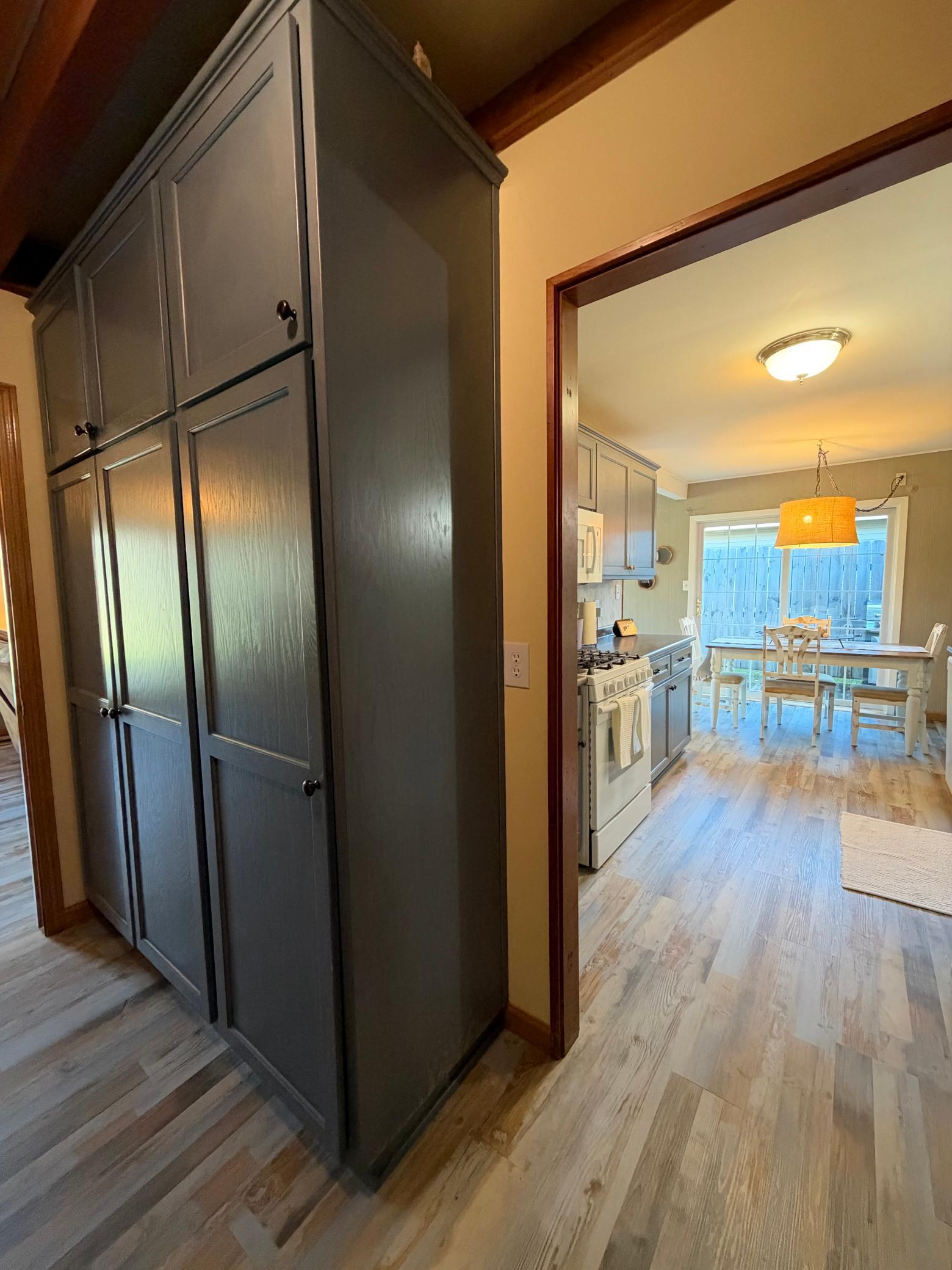 1955 single family home for sale at 525 State Avenue N in Thief River Falls, MN — 3 bed, 1 bath (photo 23 of 48)