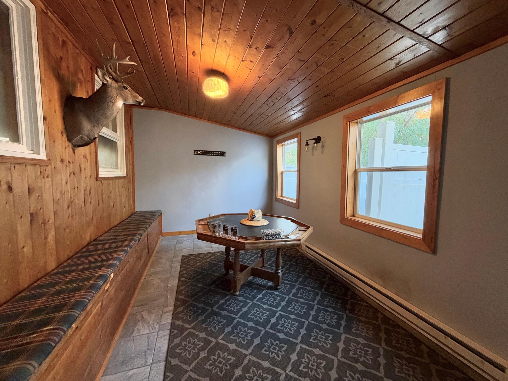 1955 single family home for sale at 525 State Avenue N in Thief River Falls, MN — 3 bed, 1 bath (photo 40 of 48)