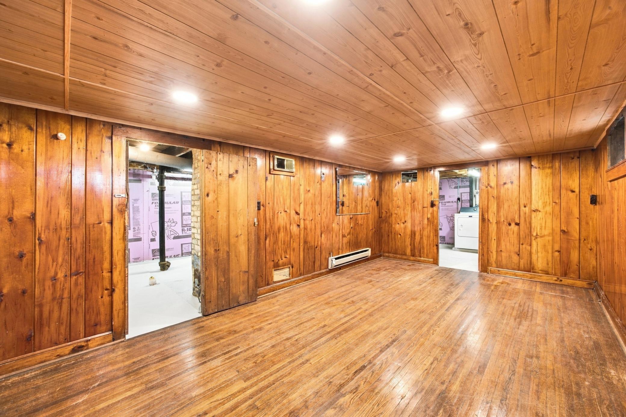 1936 single family home for sale at 224 14th Street S in Moorhead, MN — 2 bed, 1 bath (photo 19 of 34)