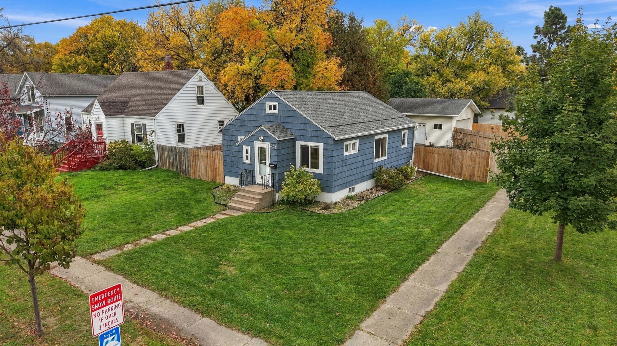 1936 single family home for sale at 224 14th Street S in Moorhead, MN — 2 bed, 1 bath (photo 28 of 34)