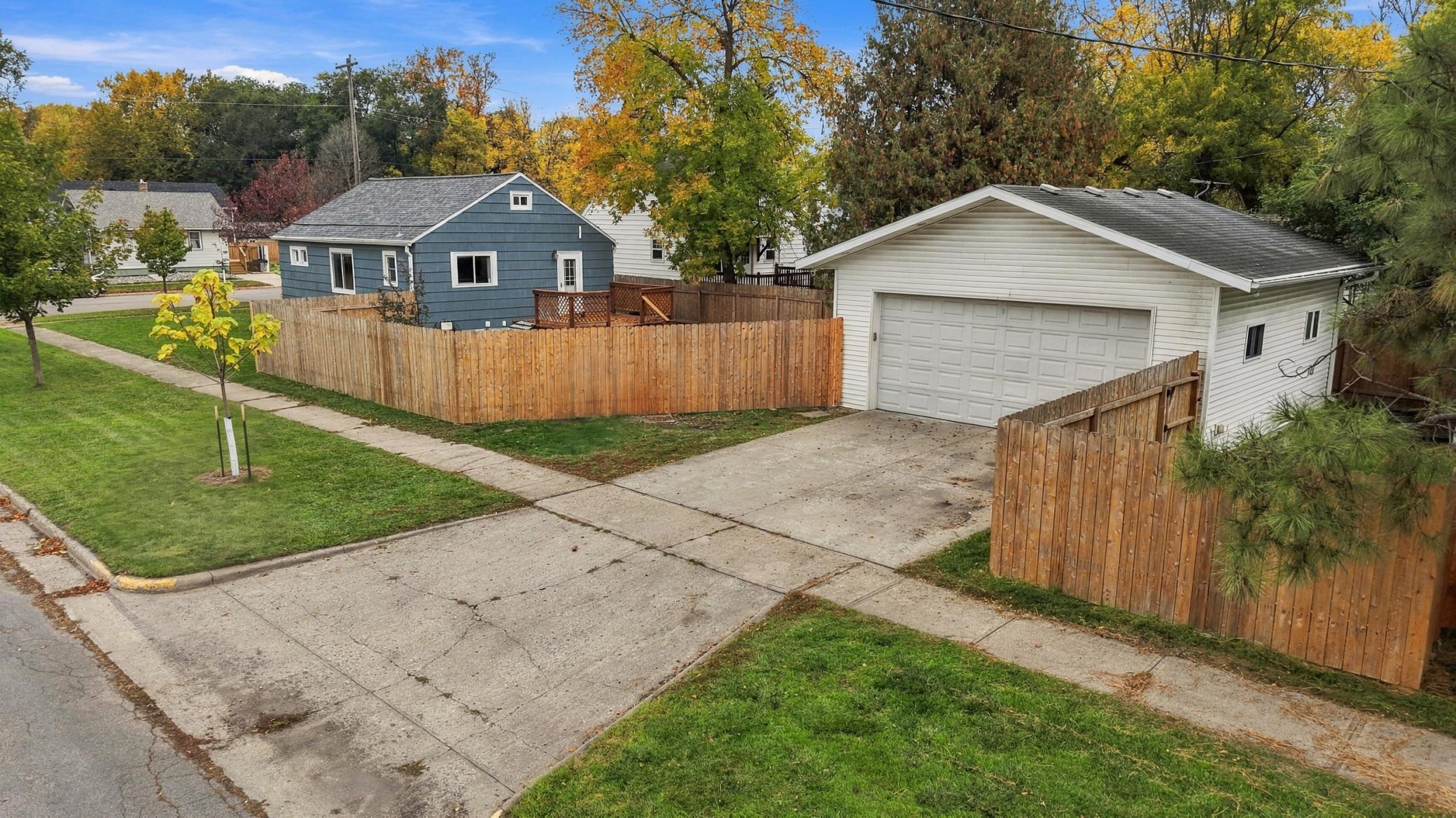 1936 single family home for sale at 224 14th Street S in Moorhead, MN — 2 bed, 1 bath (photo 29 of 34)