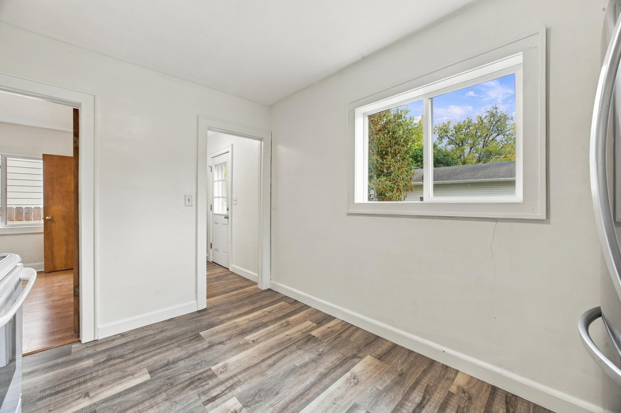 1936 single family home for sale at 224 14th Street S in Moorhead, MN — 2 bed, 1 bath (photo 9 of 34)