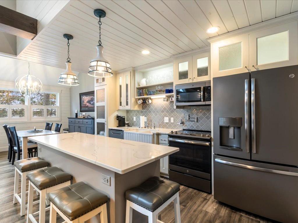 1986 townhouse for sale at 1373 E Pointe Drive in East Gull Lake, MN — 3 bed, 3 bath (photo 13 of 53)