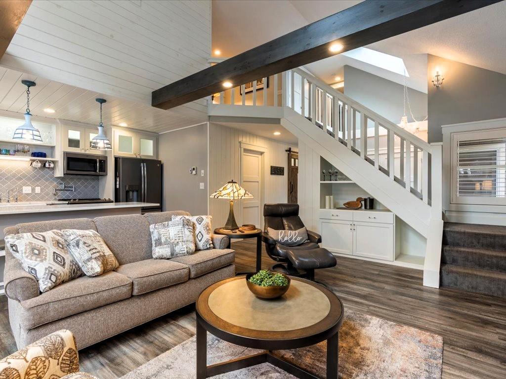 1986 townhouse for sale at 1373 E Pointe Drive in East Gull Lake, MN — 3 bed, 3 bath (photo 14 of 53)