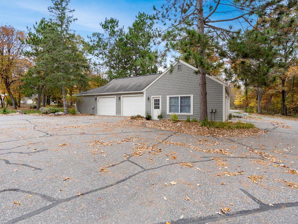 1986 townhouse for sale at 1373 E Pointe Drive in East Gull Lake, MN — 3 bed, 3 bath (photo 33 of 53)