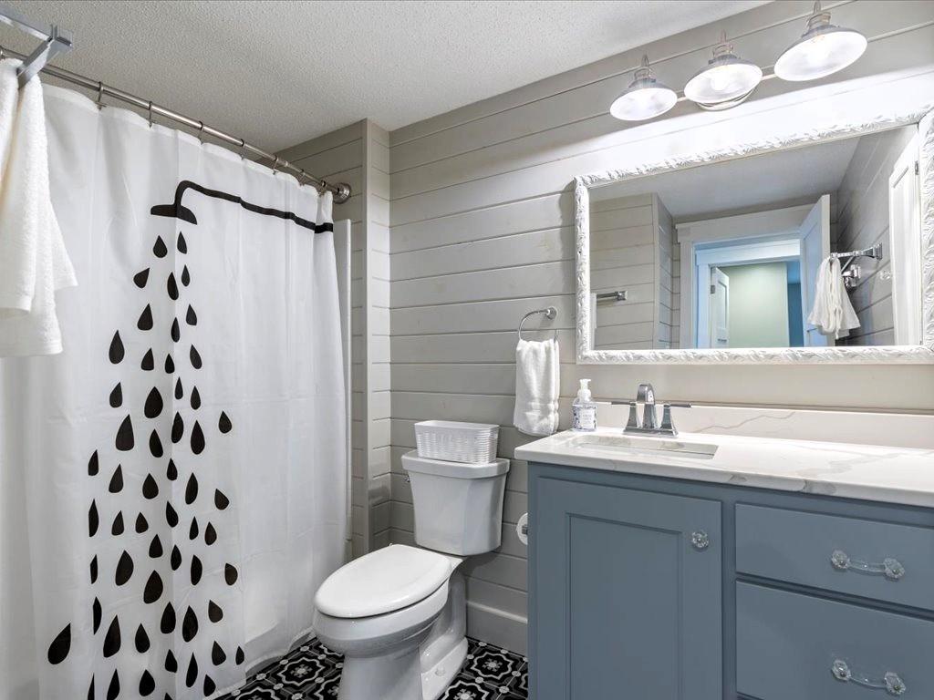 1986 townhouse for sale at 1373 E Pointe Drive in East Gull Lake, MN — 3 bed, 3 bath (photo 45 of 53)