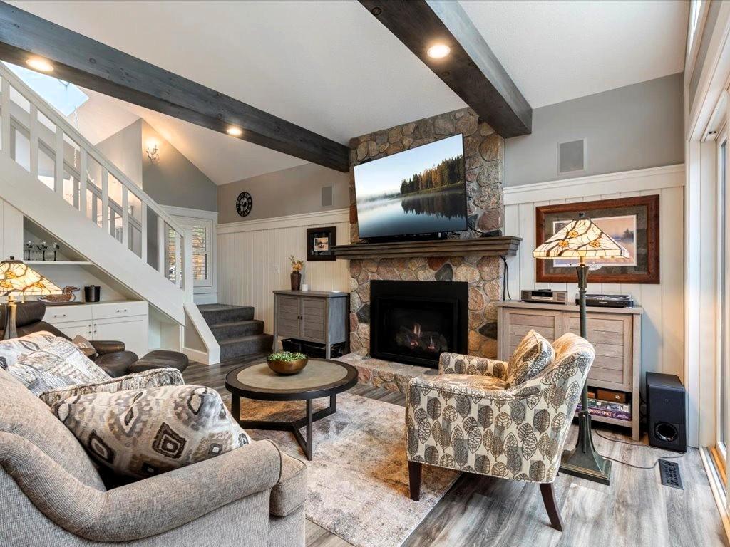 1986 townhouse for sale at 1373 E Pointe Drive in East Gull Lake, MN — 3 bed, 3 bath (photo 10 of 53)