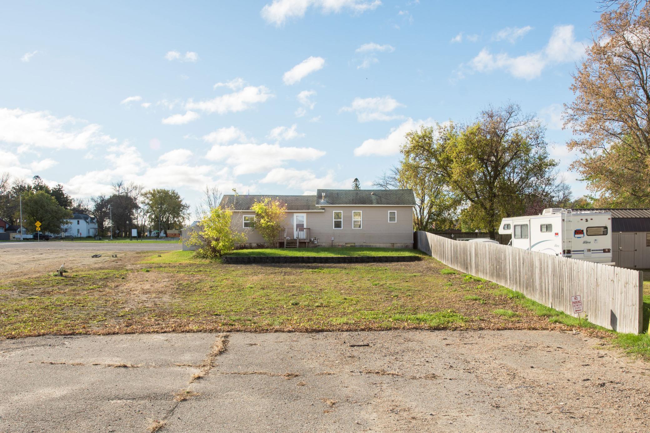 1925 single family home for sale at 150 Union Avenue W in Nelson, MN — 1 bed, 1 bath (photo 2 of 15)