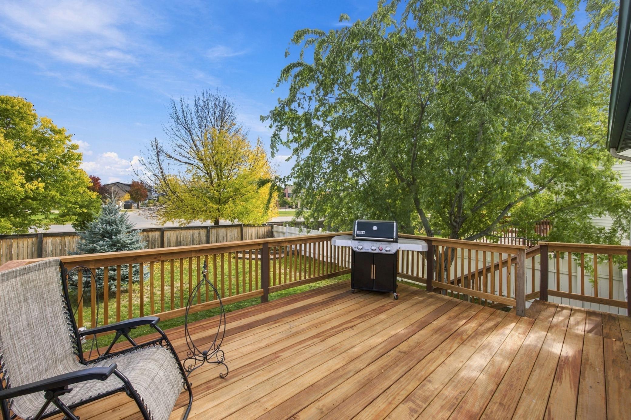 2001 single family home for sale at 4286 Woodhaven Street S in Fargo, ND — 4 bed, 2 bath (photo 28 of 41)