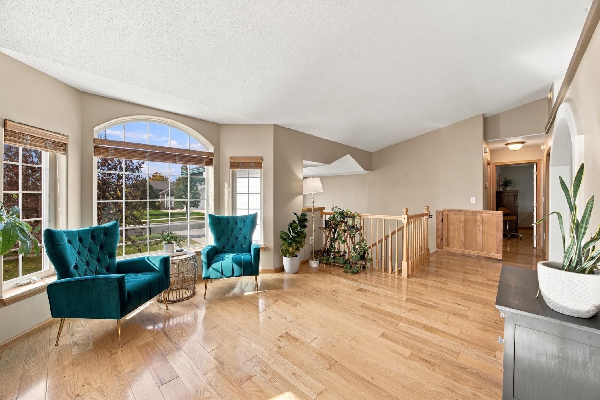 2001 single family home for sale at 4286 Woodhaven Street S in Fargo, ND — 4 bed, 2 bath (photo 7 of 41)