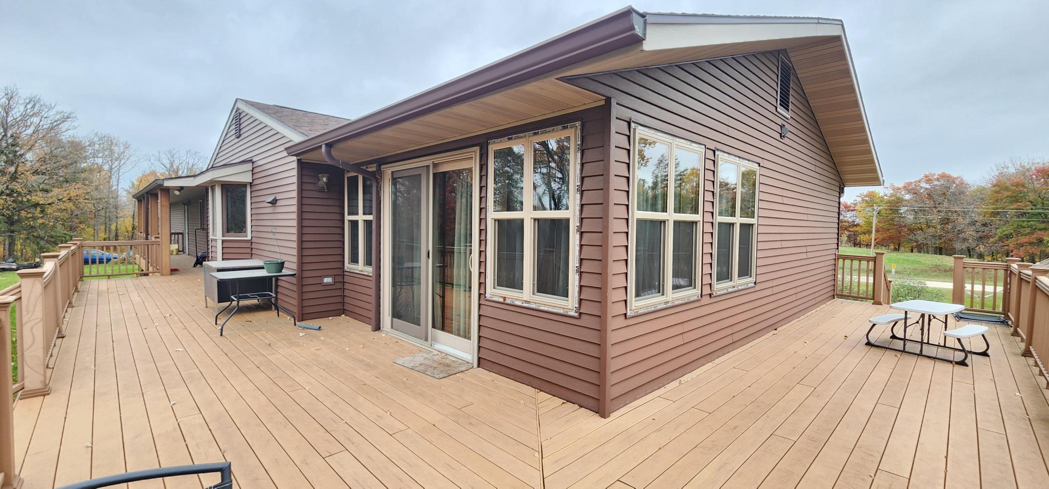 1981 single family home for sale at 14837 161st Avenue in Wadena, MN — 6 bed, 3 bath (photo 6 of 43)