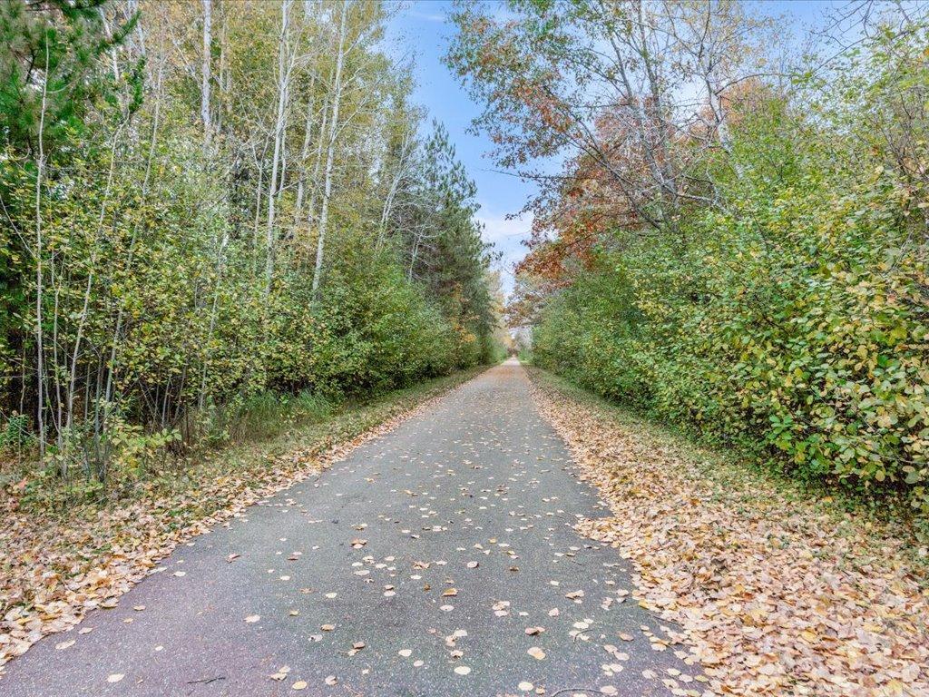 2018 single family home for sale at 8609 Sugarberry Creek in Brainerd, MN — 4 bed, 3 bath (photo 27 of 30)