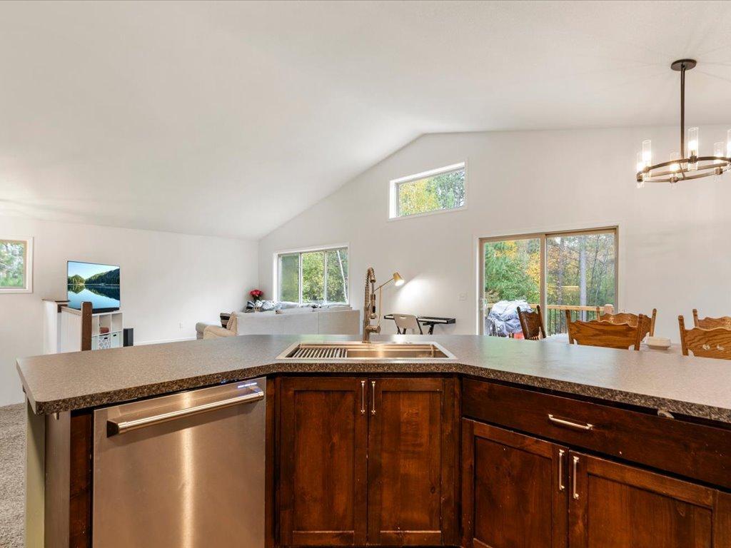2018 single family home for sale at 8609 Sugarberry Creek in Brainerd, MN — 4 bed, 3 bath (photo 4 of 30)