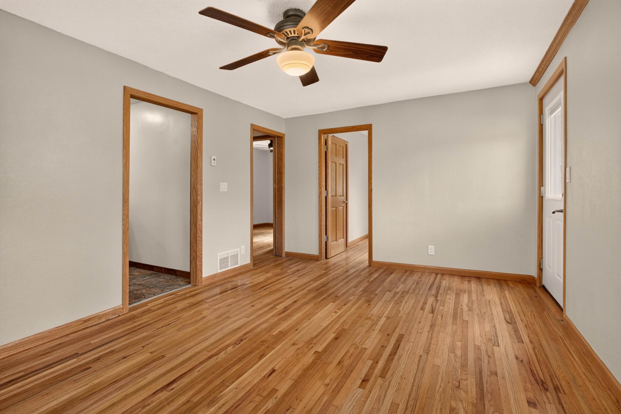 1940 single family home for sale at 1342 16th Street S in Fargo, ND — 3 bed, 2 bath (photo 13 of 48)
