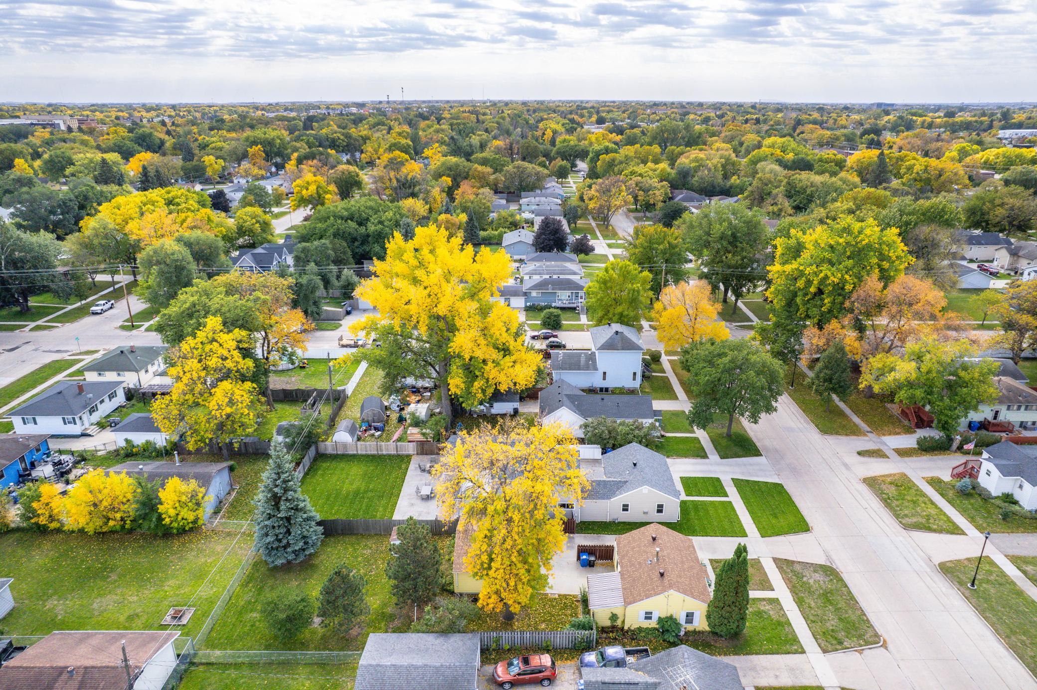 1940 single family home for sale at 1342 16th Street S in Fargo, ND — 3 bed, 2 bath (photo 21 of 48)