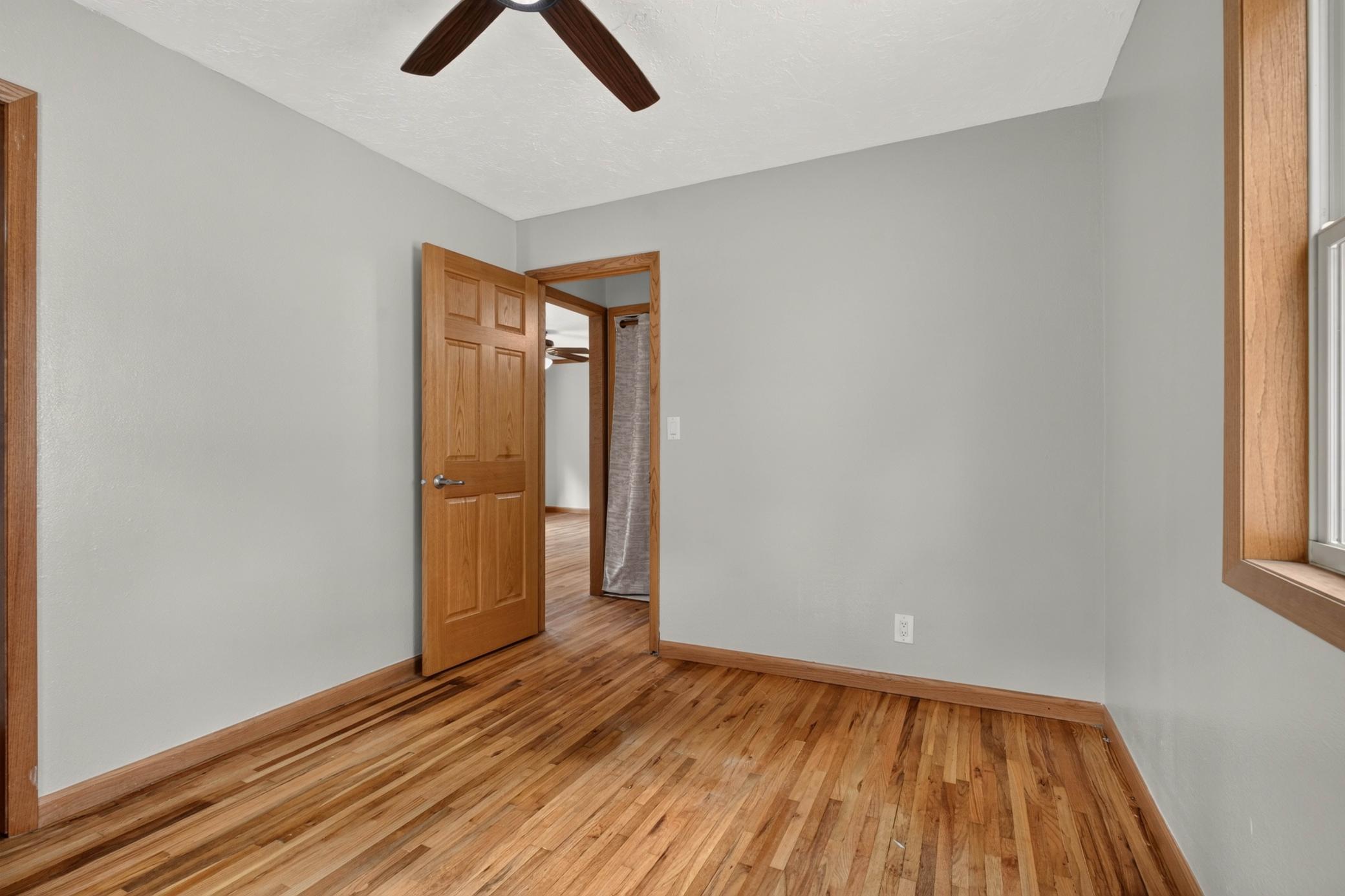 1940 single family home for sale at 1342 16th Street S in Fargo, ND — 3 bed, 2 bath (photo 24 of 48)