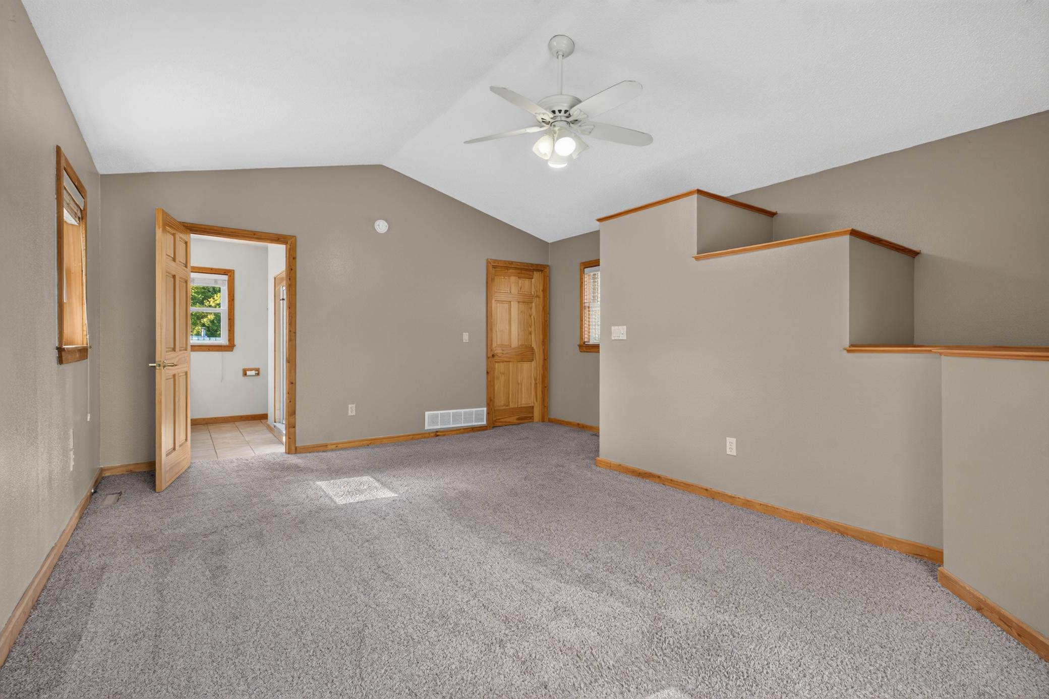 1940 single family home for sale at 1342 16th Street S in Fargo, ND — 3 bed, 2 bath (photo 5 of 48)