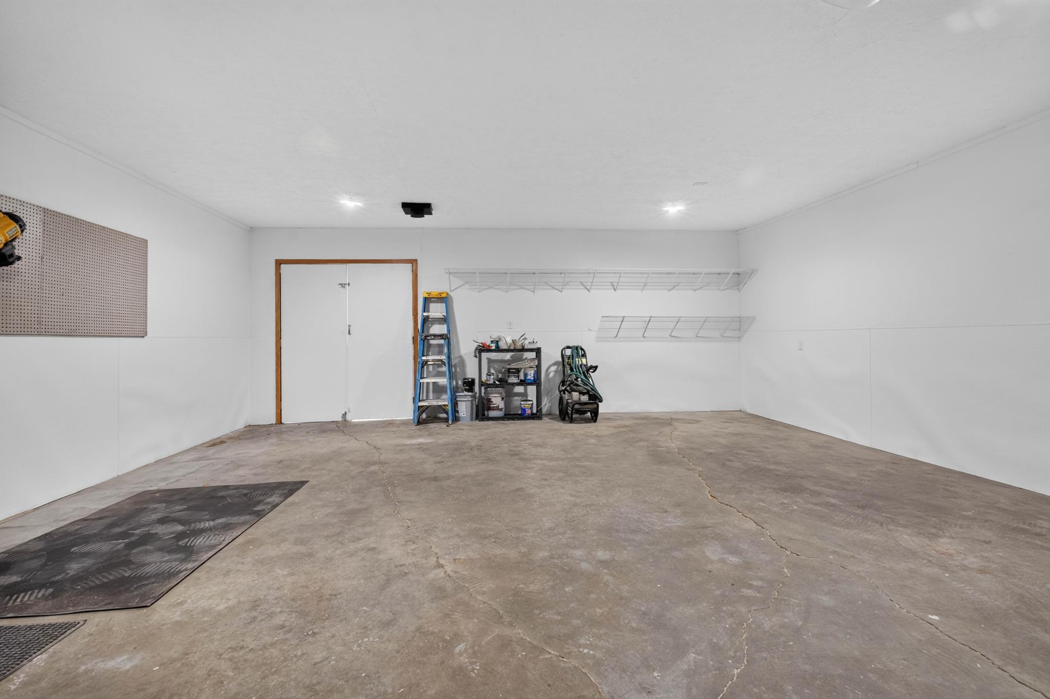 1940 single family home for sale at 1342 16th Street S in Fargo, ND — 3 bed, 2 bath (photo 46 of 48)