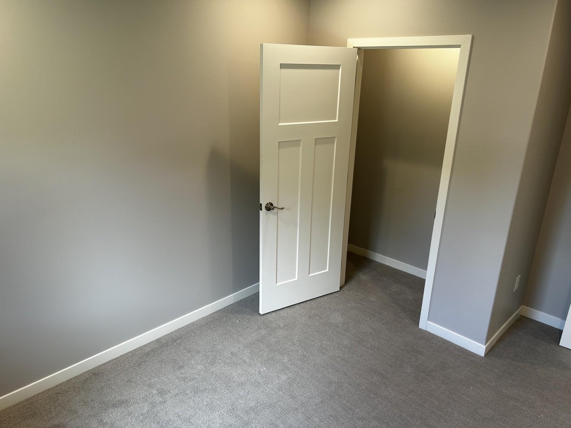 2026 single family home for sale at 902 Forest Street in Lisbon, ND — 3 bed, 2 bath (photo 8 of 10)