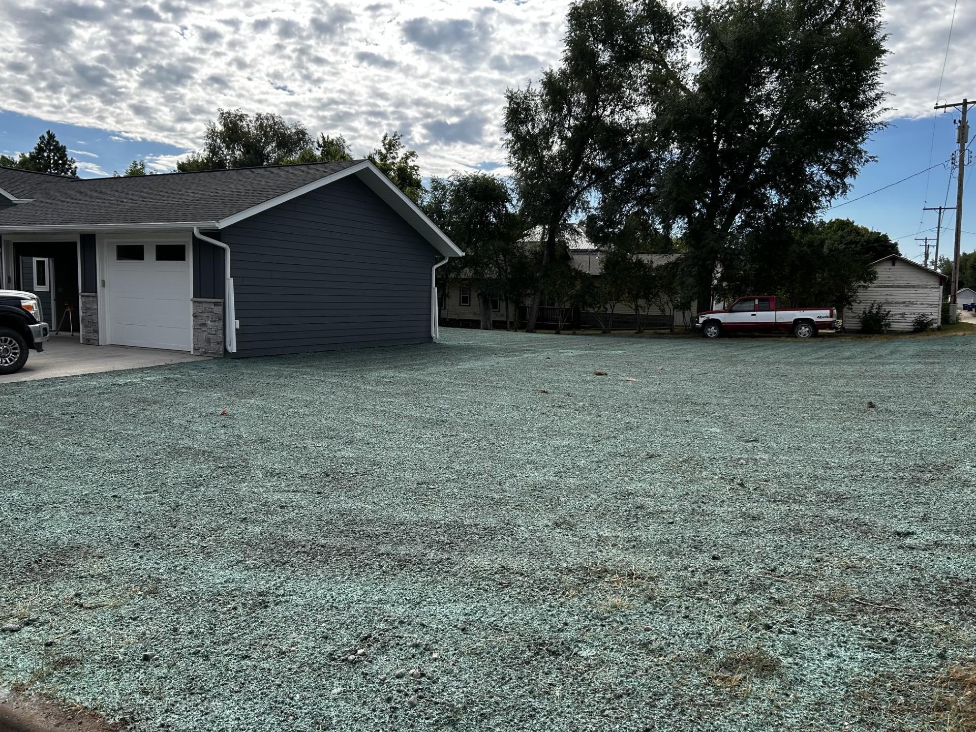 2026 single family home for sale at 902 Forest Street in Lisbon, ND — 3 bed, 2 bath (photo 9 of 10)