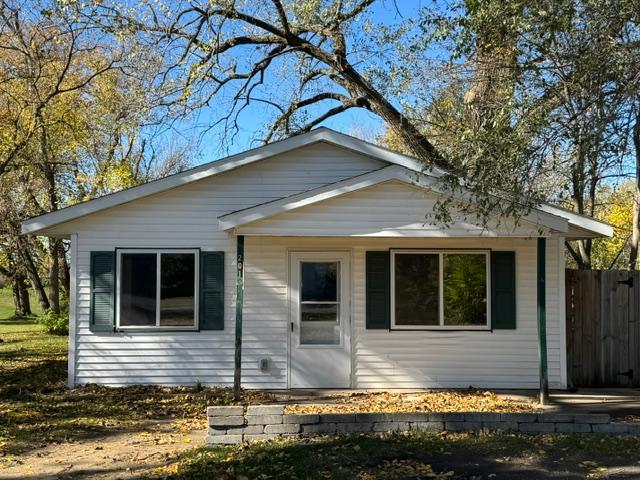 2001 single family home for sale at 201 SW Thompson Street in Verndale, MN — 3 bed, 1 bath