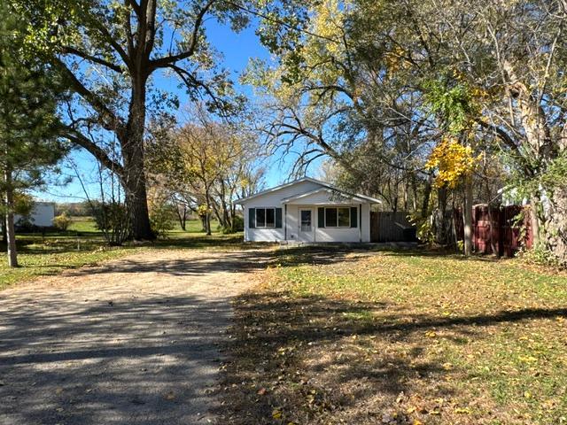 2001 single family home for sale at 201 SW Thompson Street in Verndale, MN — 3 bed, 1 bath (photo 8 of 30)