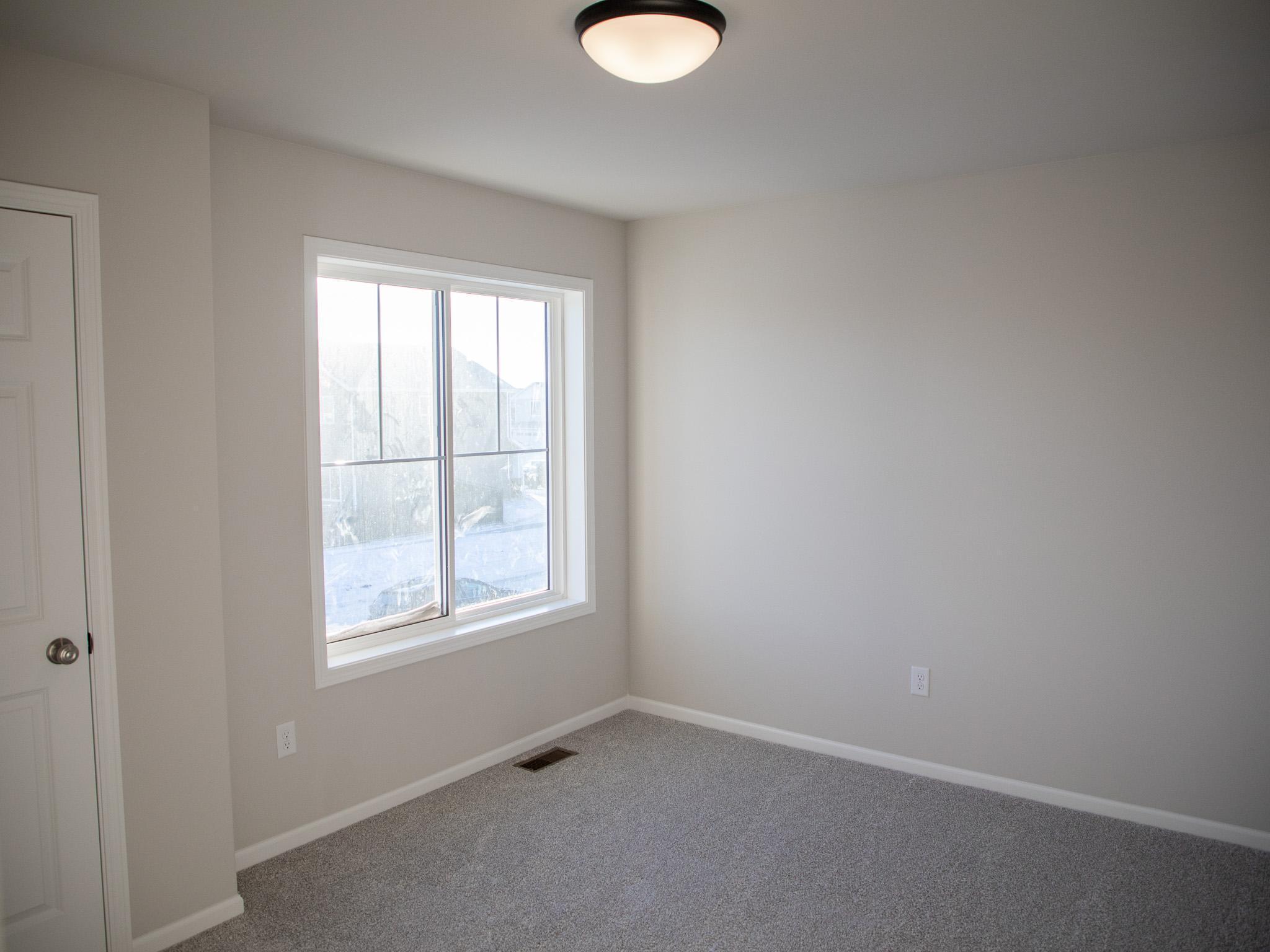 2025 single family home for sale at 1187 Rachel Drive W in West Fargo, ND — 3 bed, 3 bath (photo 14 of 30)
