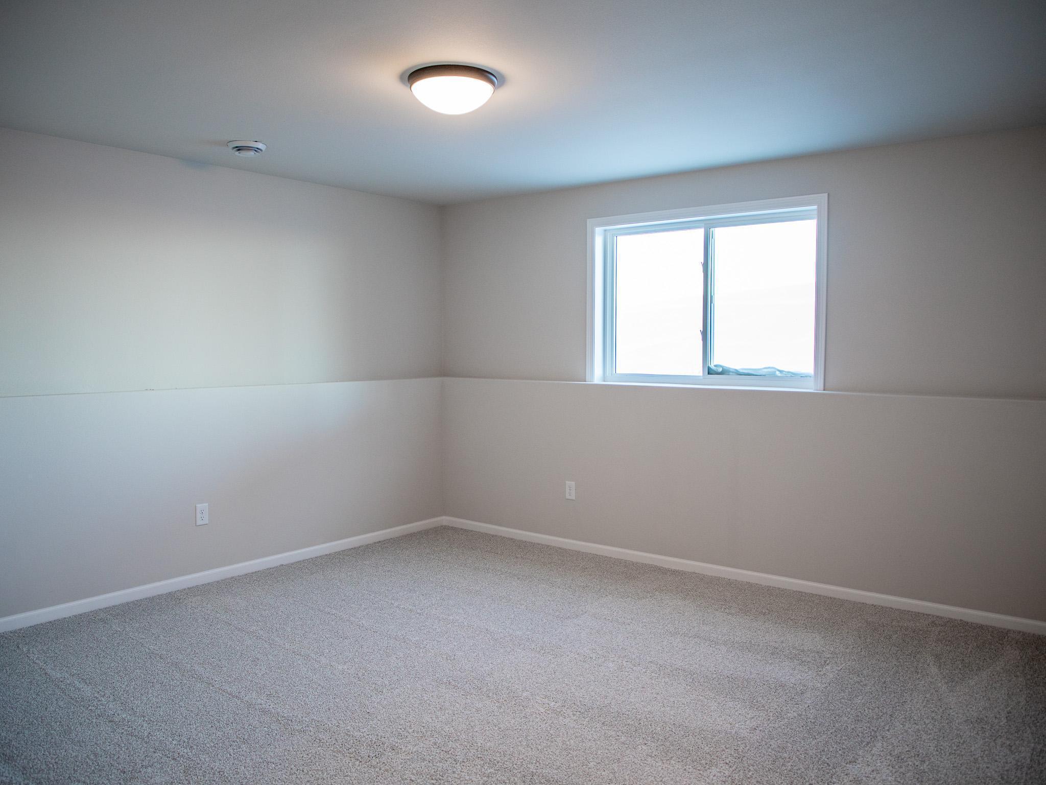2025 single family home for sale at 1187 Rachel Drive W in West Fargo, ND — 3 bed, 3 bath (photo 20 of 30)