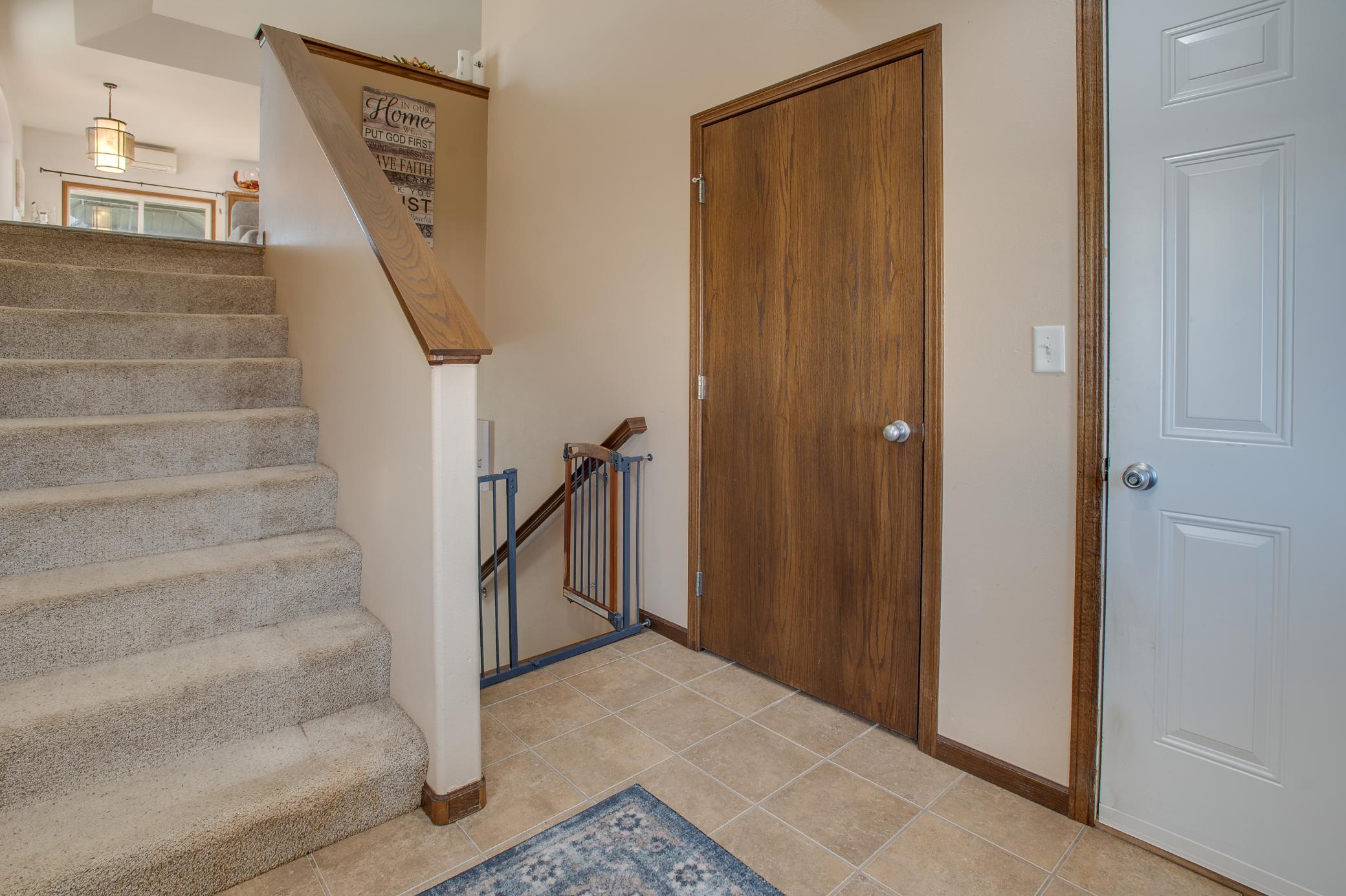 2008 single family home for sale at 4892 51st Avenue S in Fargo, ND — 4 bed, 2 bath (photo 13 of 43)