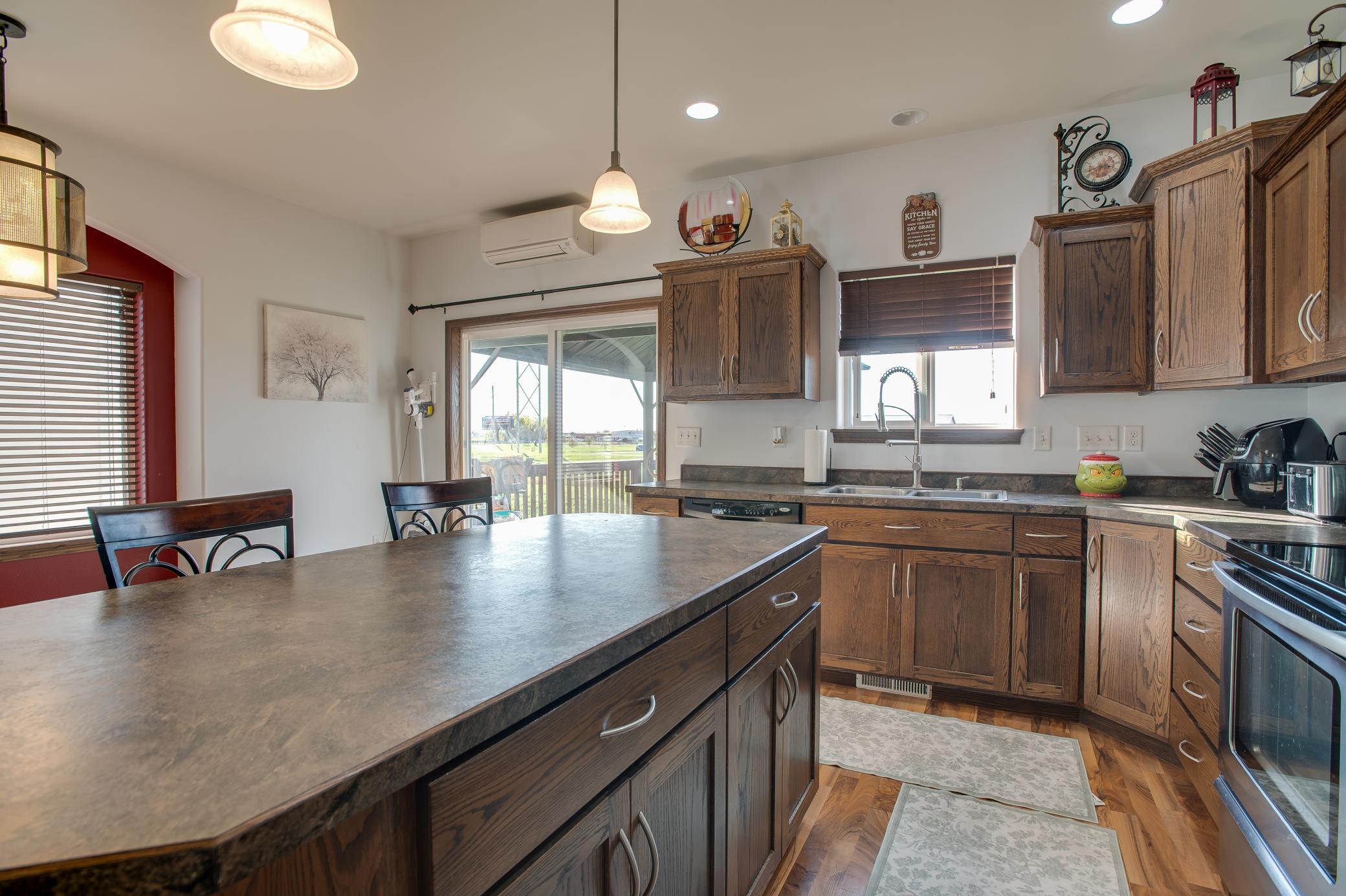 2008 single family home for sale at 4892 51st Avenue S in Fargo, ND — 4 bed, 2 bath (photo 21 of 43)