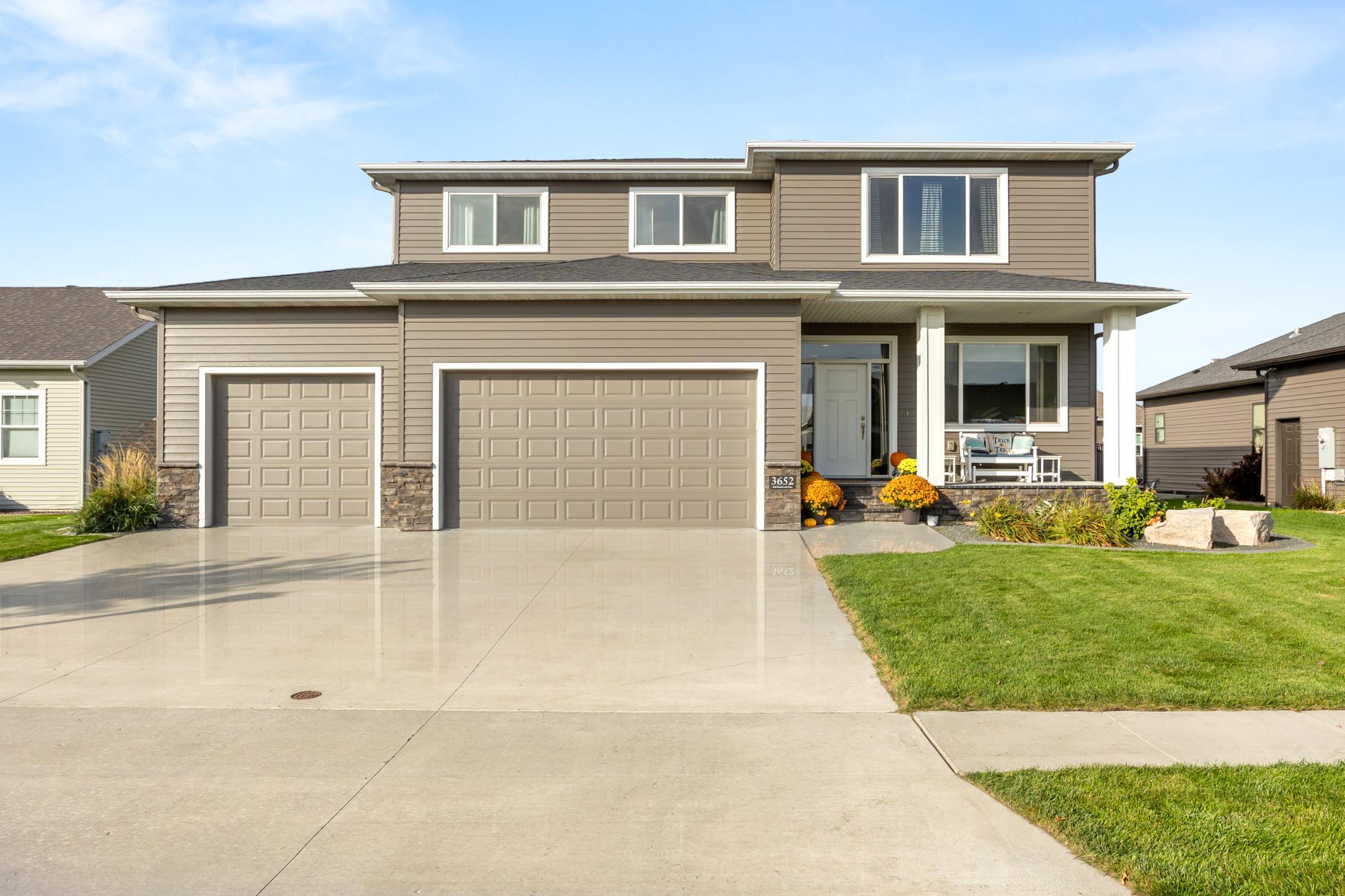 3652 Bell Boulevard E, West Fargo, ND