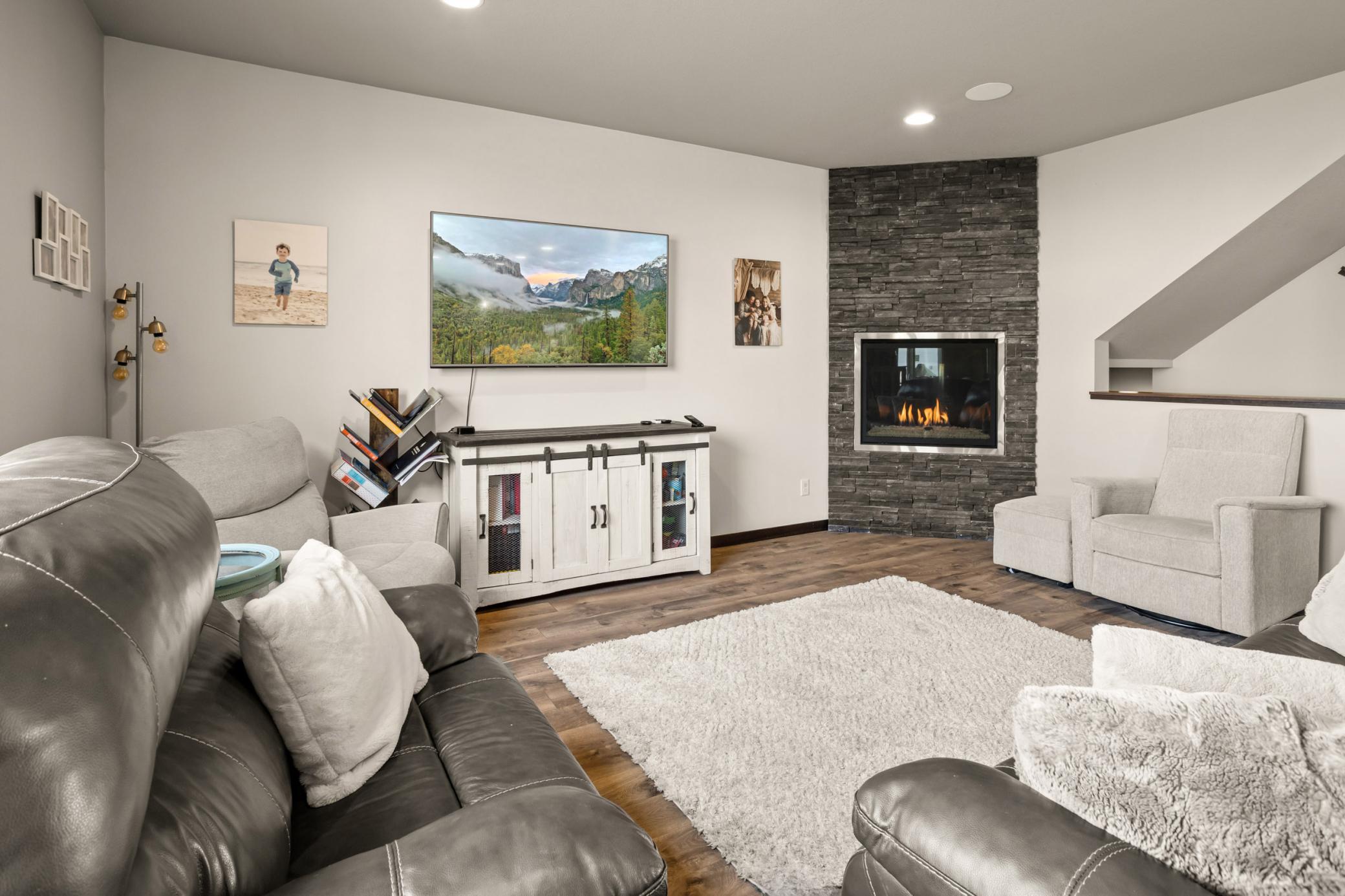 2015 single family home for sale at 3652 Bell Boulevard E in West Fargo, ND — 5 bed, 4 bath (photo 15 of 61)