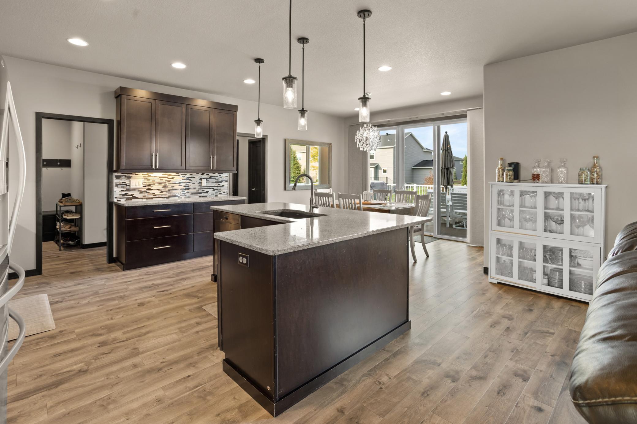 2015 single family home for sale at 3652 Bell Boulevard E in West Fargo, ND — 5 bed, 4 bath (photo 17 of 61)