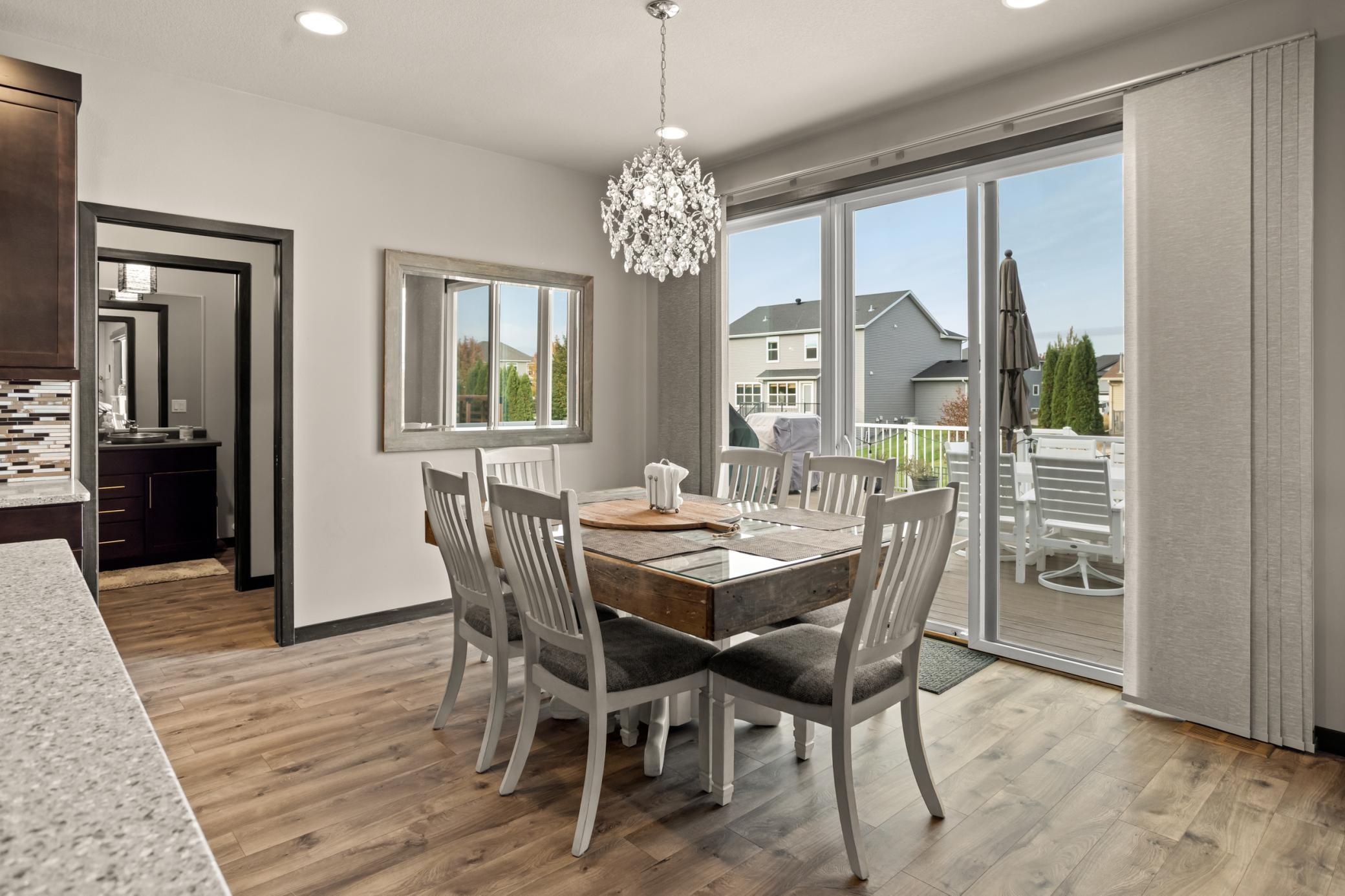 2015 single family home for sale at 3652 Bell Boulevard E in West Fargo, ND — 5 bed, 4 bath (photo 22 of 61)